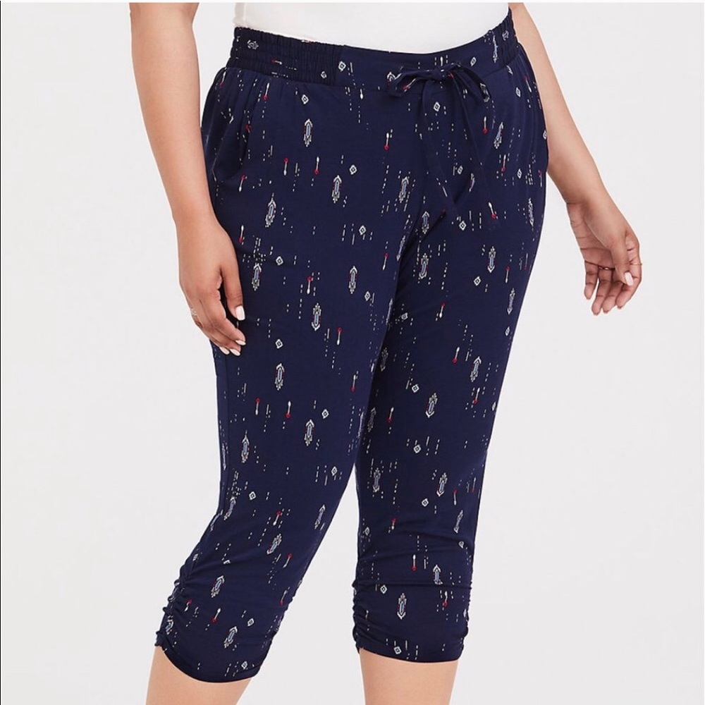 Navy Arrow Jogger